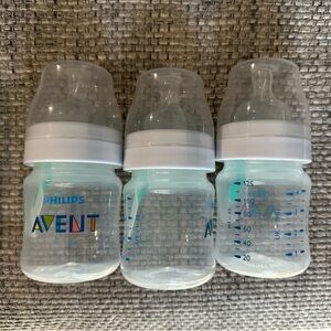 NEW Philips Avent Non-colic bottles 4oz